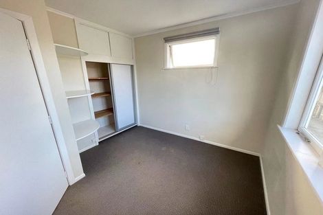 Photo of property in 21 Ribblesdale Road, Henderson, Auckland, 0612