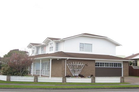 Photo of property in 115 Carrington Street, Lower Vogeltown, New Plymouth, 4310