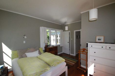 Photo of property in 107 Sunshine Avenue, Karori, Wellington, 6012