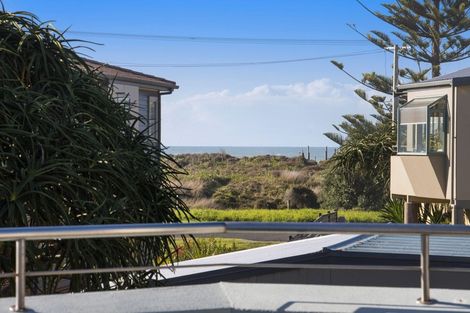 Photo of property in 221 Seaforth Road, Waihi Beach, 3611