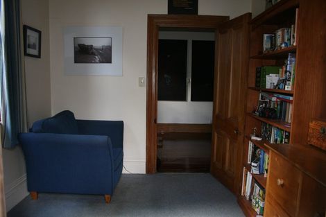 Photo of property in 143 Wadestown Road, Wadestown, Wellington, 6012