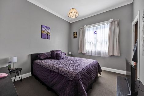 Photo of property in 8 Collins Street, Hawera, 4610