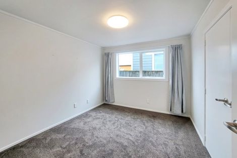 Photo of property in 221 The Esplanade, Petone, Lower Hutt, 5012