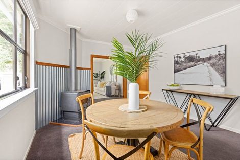 Photo of property in 153 Milton Road, Bluff Hill, Napier, 4110