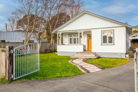 Photo of property in 96a Arawhata Road, Paraparaumu, 5032