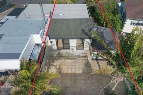 Photo of property in 22 Amorino Drive, Red Beach, 0932