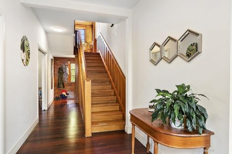 Photo of property in 20 Upland Road, Kelburn, Wellington, 6012