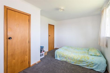 Photo of property in 141a-d Bedford Street, Cannons Creek, Porirua, 5024