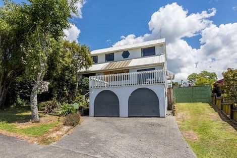 Photo of property in 36 White Heron Drive, Massey, Auckland, 0614
