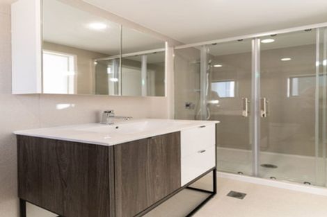 Photo of property in 12 Rangimarie Close, Opaheke, Papakura, 2113