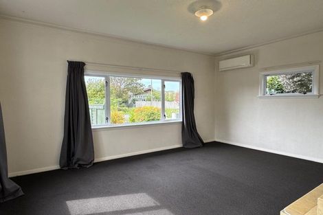 Photo of property in 34 James Cook Street, Havelock North, 4130