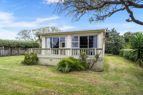 Photo of property in 11 Ringer Avenue, Matapouri, Whangarei, 0173