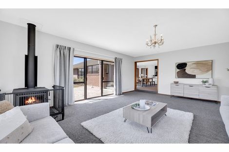 Photo of property in 22 Giles Place, Shirley, Christchurch, 8061