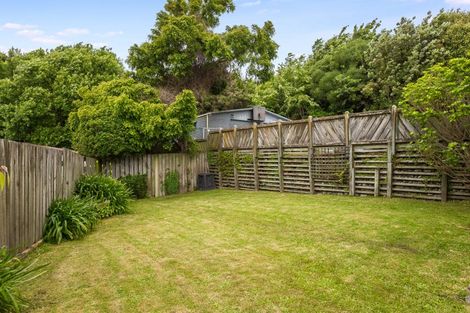 Photo of property in 44 Omapere Street, Whitby, Porirua, 5024