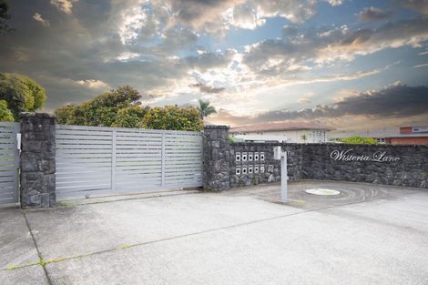 Photo of property in 140s Hepburn Road, Glendene, Auckland, 0602