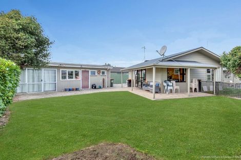 Photo of property in 34 John F Kennedy Drive, Milson, Palmerston North, 4414
