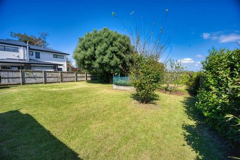 Photo of property in 30 Wellesley Road, Mangere Bridge, Auckland, 2022