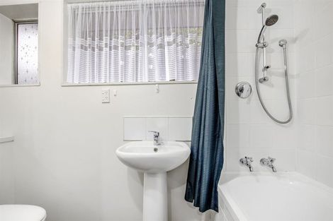 Photo of property in 415a Avonhead Road, Avonhead, Christchurch, 8042