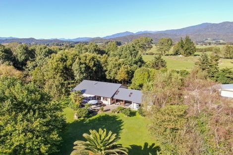 Photo of property in 34 Battery Road, Patons Rock, Takaka, 7182