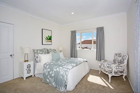 Photo of property in 50 Jane Eyre Drive, Somerville, Auckland, 2014