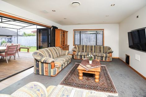 Photo of property in 49 Coleraine Drive, Rototuna, Hamilton, 3210