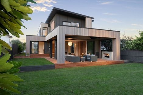 Photo of property in 98 Muricata Avenue, Mount Maunganui, 3116