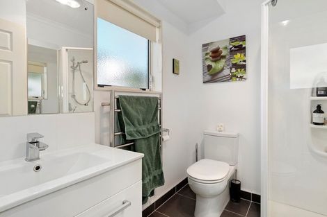 Photo of property in 27 Oteki Park Drive, Welcome Bay, Tauranga, 3112