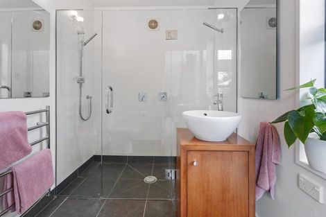 Photo of property in 3 Riverwood Boulevard, Redwood, Christchurch, 8051