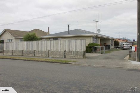 Photo of property in 17 Hadfield Street, Otaki, 5512