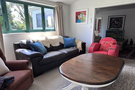 Photo of property in 29 Gillies Crescent, Waimarama, Havelock North, 4294