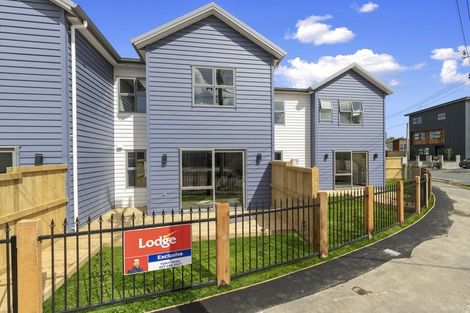 Photo of property in 4/29 May Street, Mount Maunganui, 3116