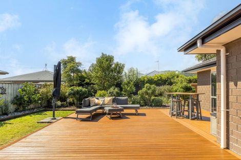 Photo of property in 5 Pearson Place, Paraparaumu, 5032