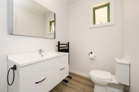 Photo of property in 34 Gordon Crescent, Marton, 4710