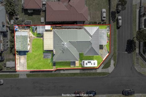 Photo of property in 13 Russell Avenue, Pukekohe, 2120
