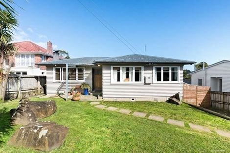 Photo of property in 147 Rosier Road, Glen Eden, Auckland, 0602