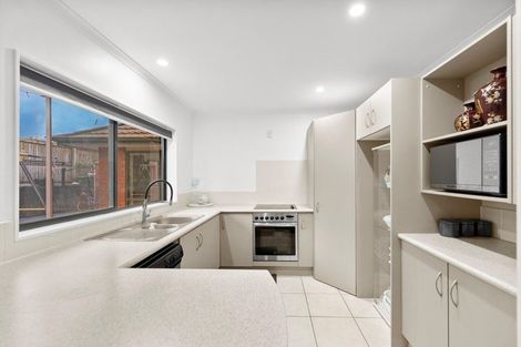 Photo of property in 6 Brunswick Rise, Mangere, Auckland, 2022