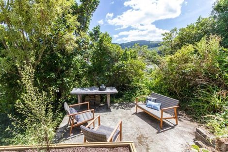 Photo of property in 19 Cecil Road, Tawa, Wellington, 5028