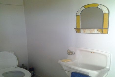 Photo of property in 121 Renown Road, Raumati South, Paraparaumu, 5032