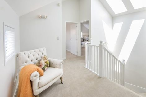 Photo of property in 29a Stanley Point Road, Stanley Point, Auckland, 0624