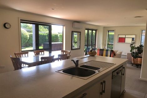 Photo of property in 87 Saint James Drive, Huntington, Hamilton, 3210