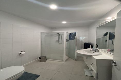 Photo of property in 29 Lawson Place, Mount Victoria, Wellington, 6011