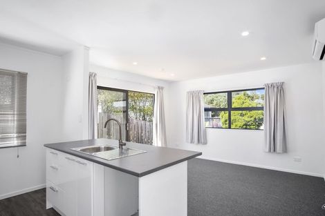 Photo of property in 9 Simon Ellice Drive, Bayview, Auckland, 0629