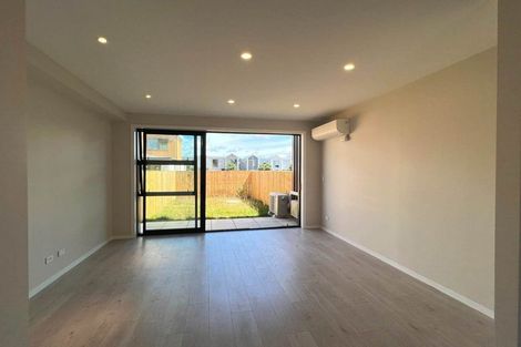 Photo of property in 15 Desalt Drive, Hobsonville, Auckland, 0616