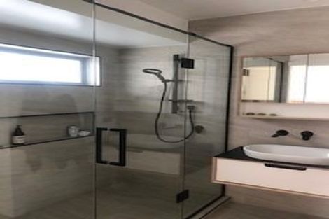 Photo of property in 2/8 Cecil Road, Milford, Auckland, 0620