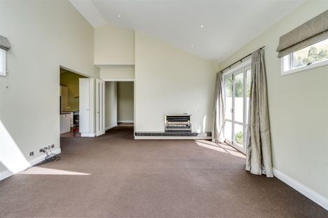 Photo of property in 127 Kent Terrace, Taradale, Napier, 4112