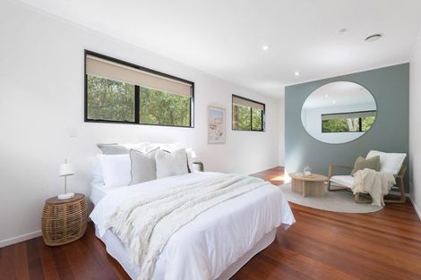 Photo of property in 53b Onedin Place, Titirangi, Auckland, 0604