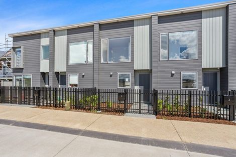 Photo of property in 6 Park Green Avenue, Rosehill, Papakura, 2113