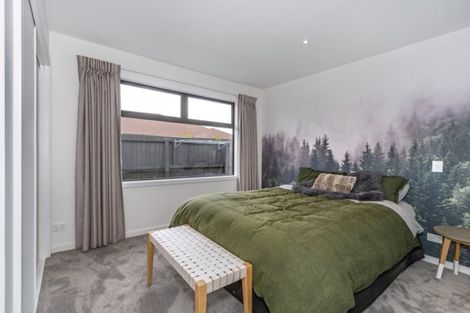 Photo of property in 40 Holiday Drive, Mairehau, Christchurch, 8052