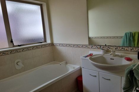 Photo of property in 22 Mccahon Drive, Pukehangi, Rotorua, 3015