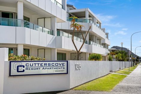 Photo of property in 210/136 Marine Parade, Mount Maunganui, 3116